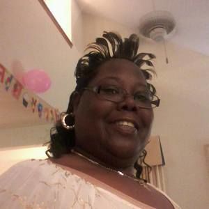 Meet your Posher, Lynette